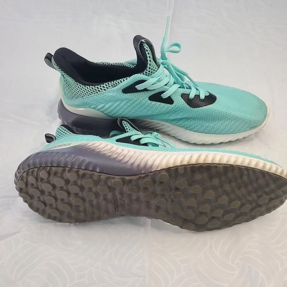 Adidas Men Sneaker Size 9